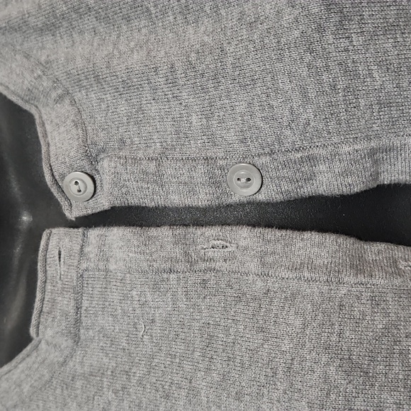 Sweater - Picture 2 of 3